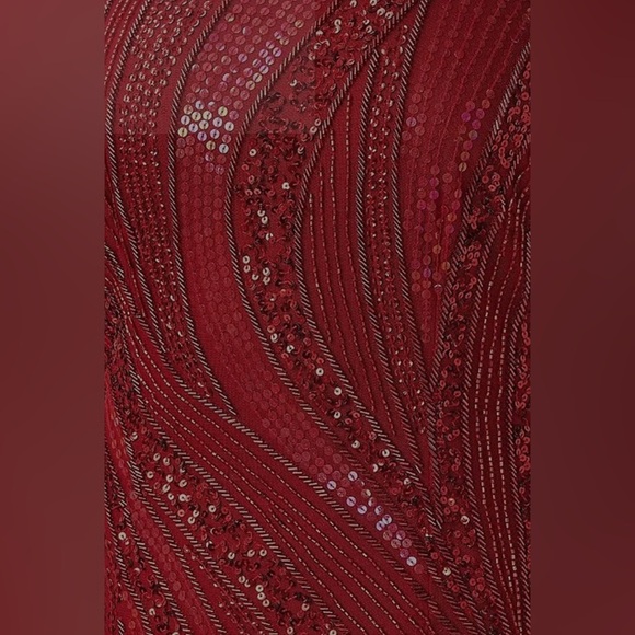 ADRIANNA PAPPEL Beaded Sequins Off Shoulder Gown in Cranberry Red Size 12 NWT - Picture 3 of 8